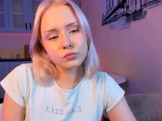 dolly_blush