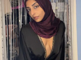 Dominant Arab Girls